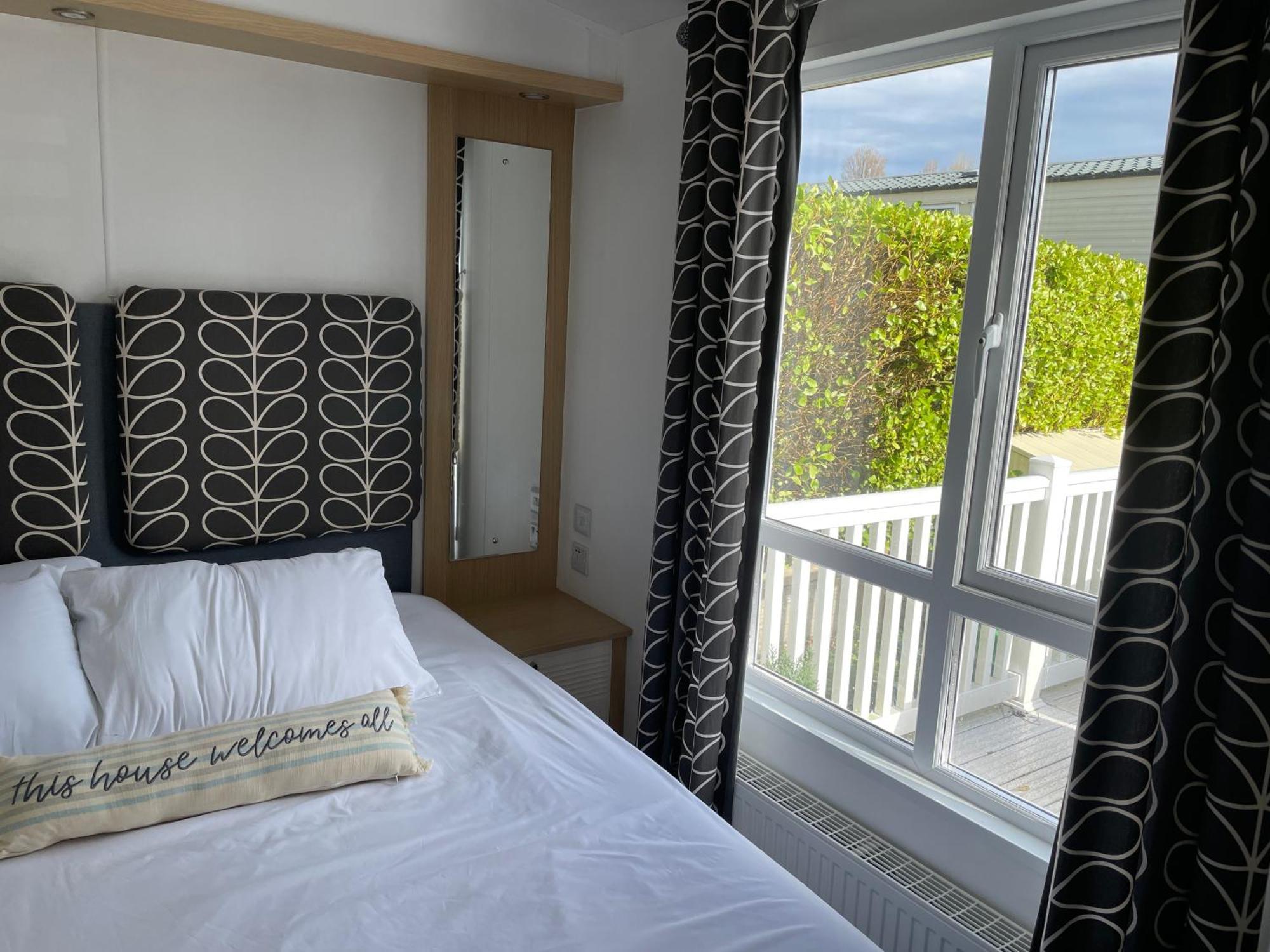 Rockley Park Private Holiday Homes Пул Екстер'єр фото