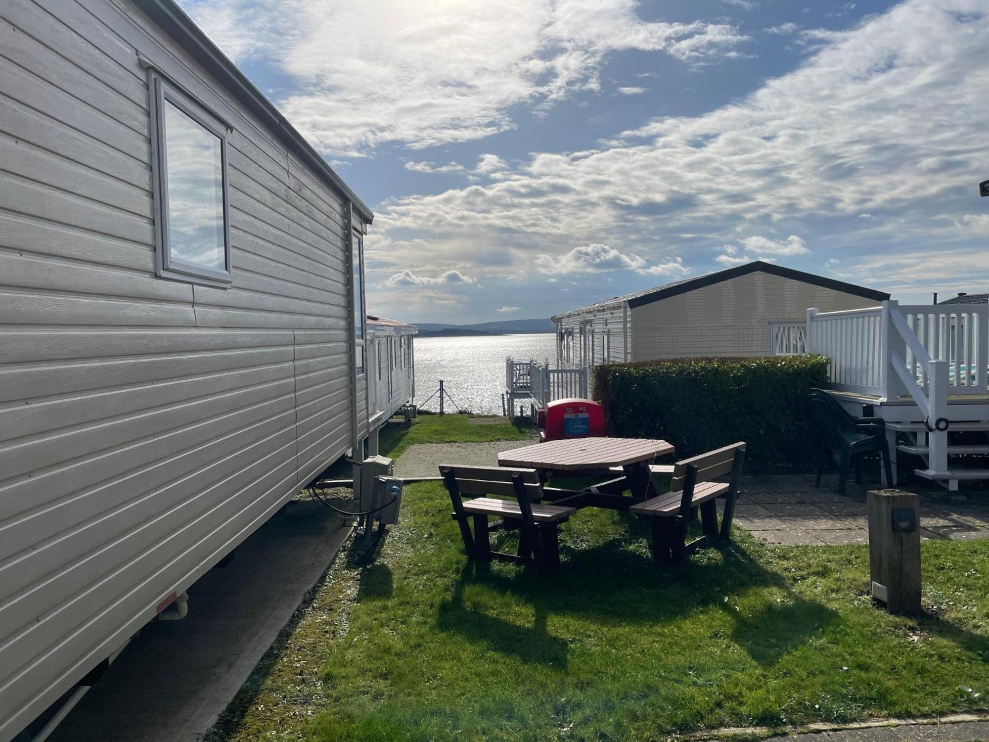 Rockley Park Private Holiday Homes Пул Екстер'єр фото