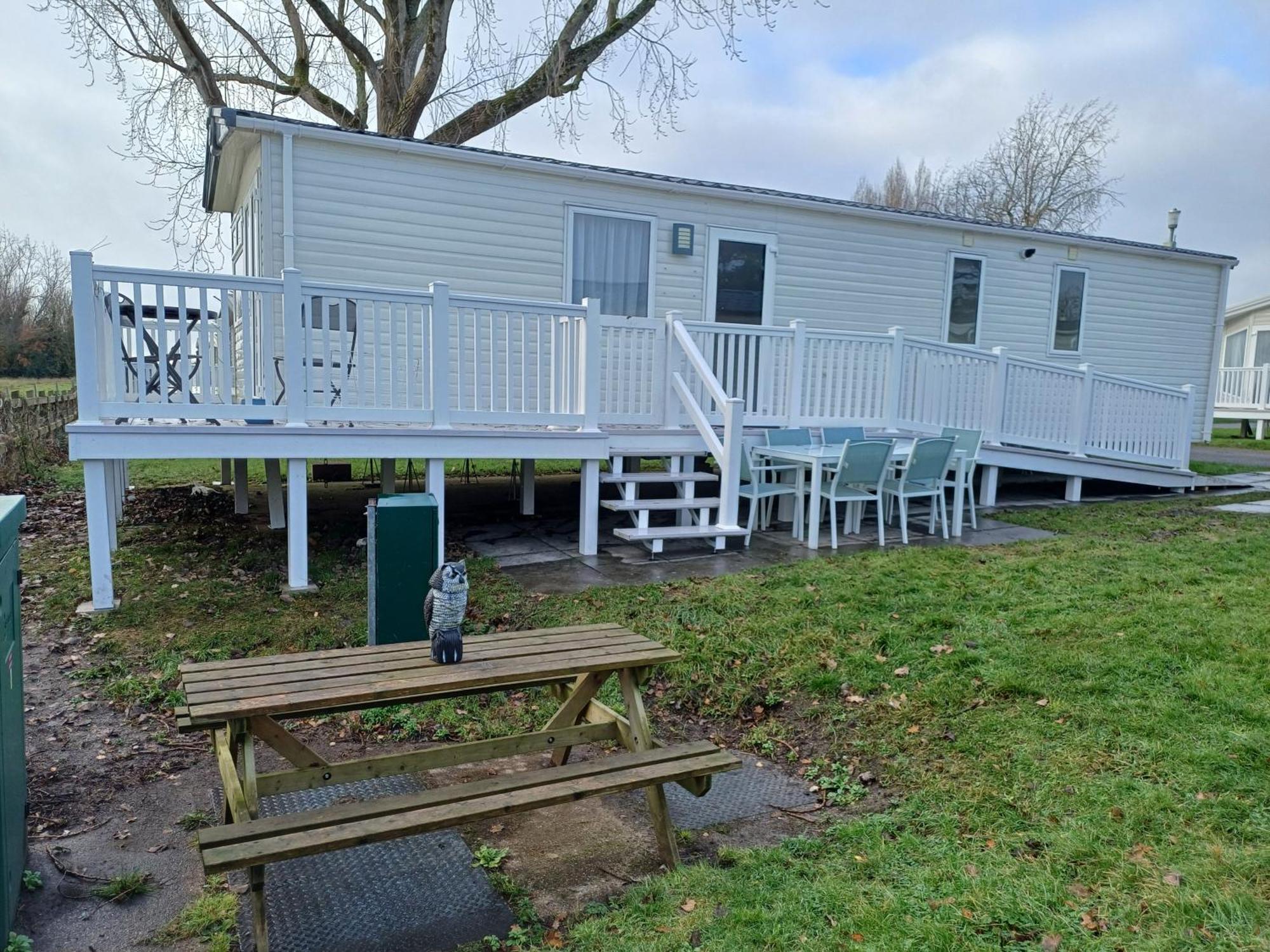 Rockley Park Private Holiday Homes Пул Екстер'єр фото