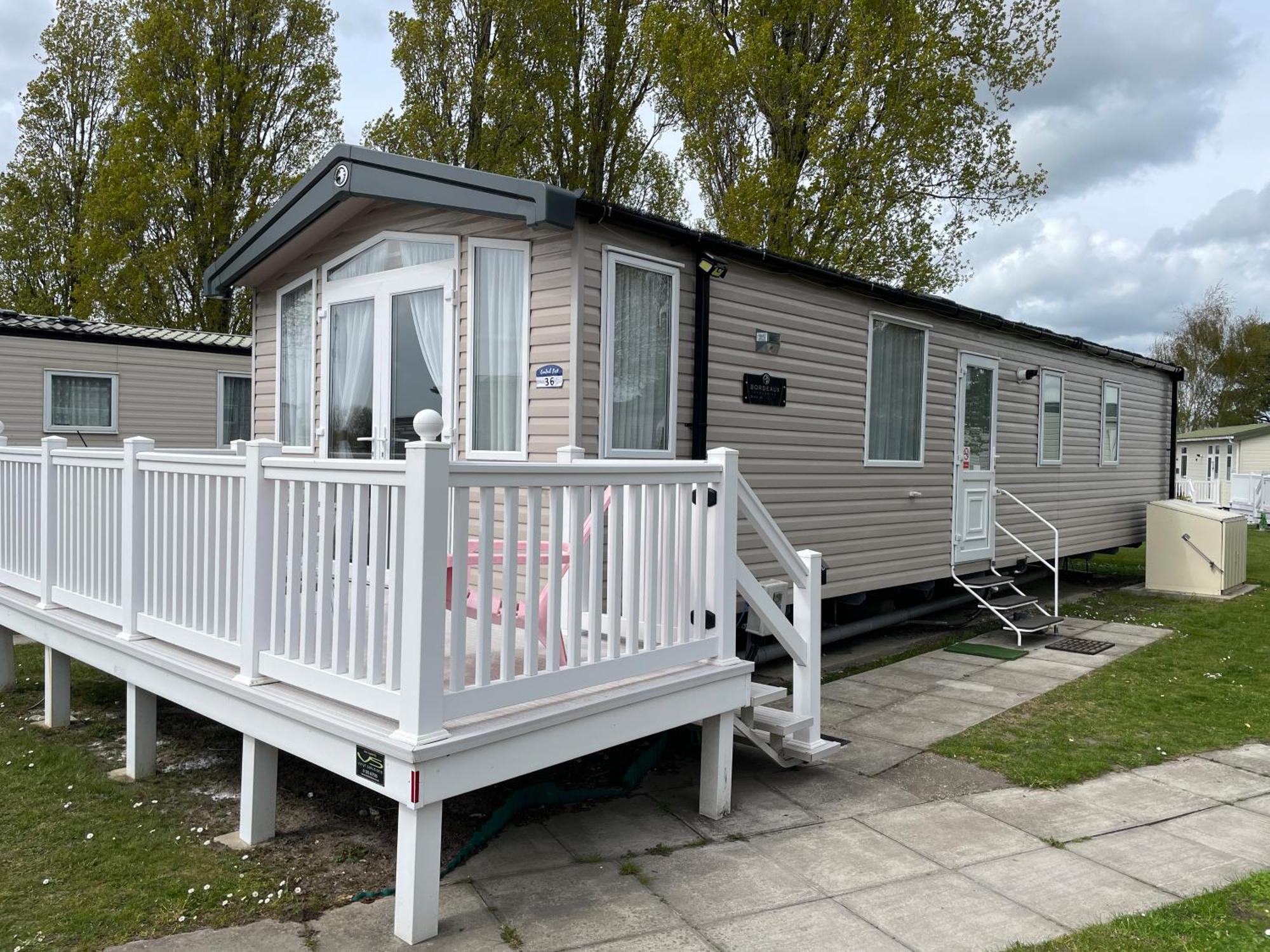 Rockley Park Private Holiday Homes Пул Екстер'єр фото